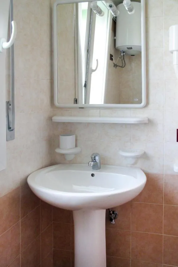 Holiday Home La Quercia-Le Farnie - Cao422 By Interhome La Fagiana 0*,